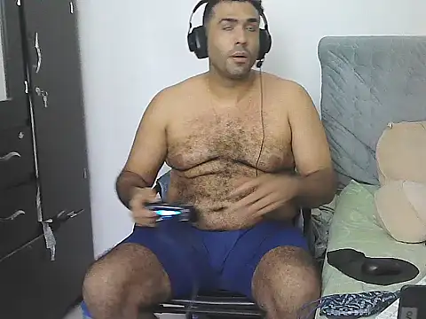 عرض كام AlphaLatinoBear