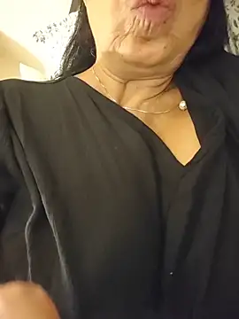 NakedMILFx Live XXX-Chat