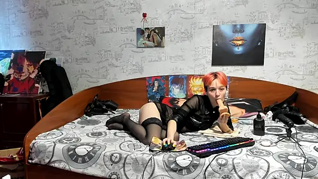 KagamiTayga's Live XXX Chat