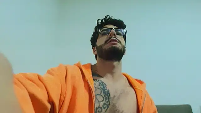 thomas_gun Chat XXX in diretta