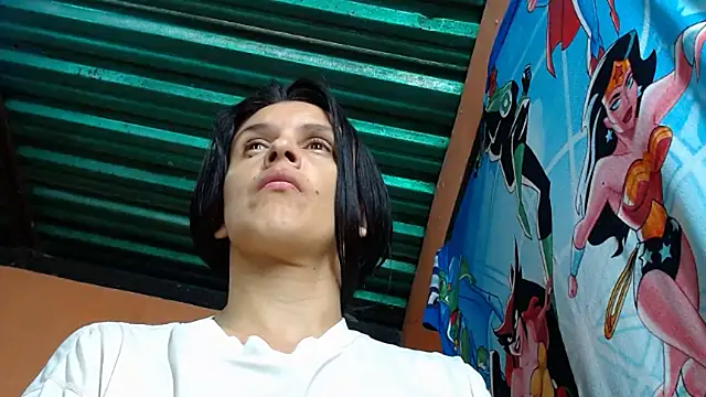 chandra_haraa Adlı Modelin Canlı XXX Sohbeti