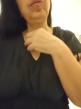 NakedMILFx Live XXX Chat