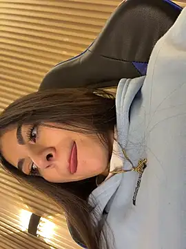 Sarasanders_4 Show in webcam