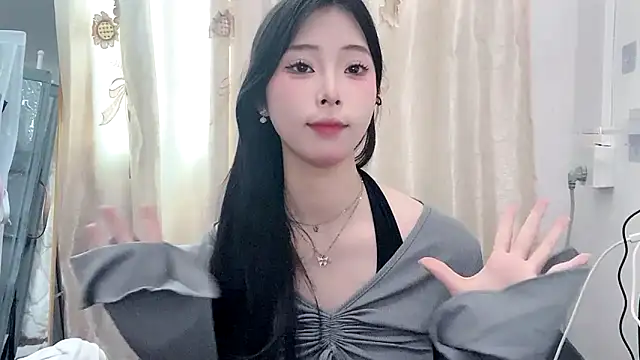 yiyibaby2026 网络视讯表演