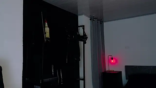 Angelabl0odborne's Live XXX Chat