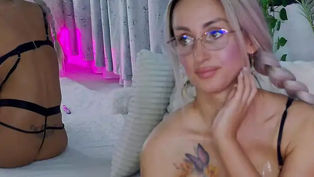 Chatroom XXX en direct de IsabelleEthan