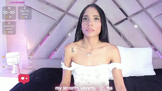 sophie_pariss' Live XXX Chat