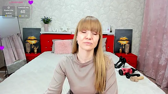 Živý XXX chat KattyPeachX