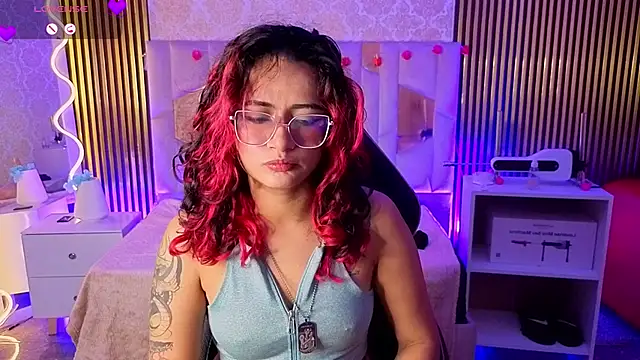 kristen_tay's Live XXX Chat