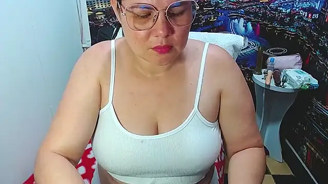 Chat XXX en directo de tila_nastyy