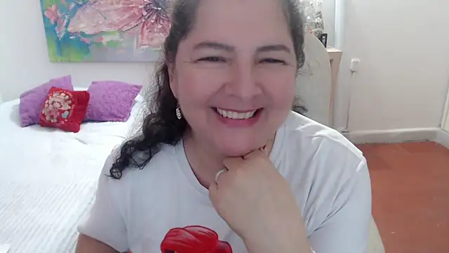 leonela_69: онлайн-секс-чат