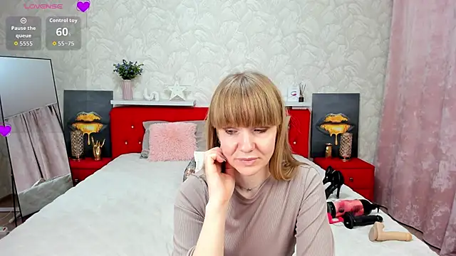 Онлайн чат XXX KattyPeachX