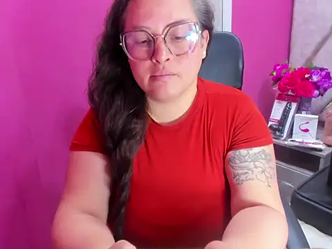 Sarah_Boobs_ Chat XXX live