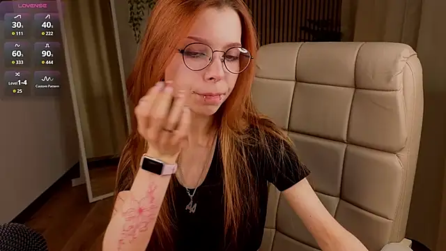 PinkAn8el's Live XXX Chat