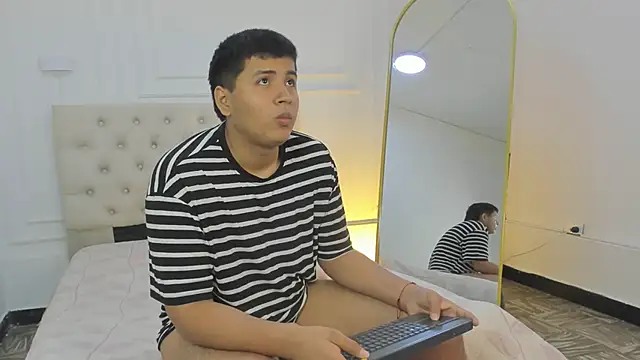 lalitopp_212Vibes Chat XXX in diretta