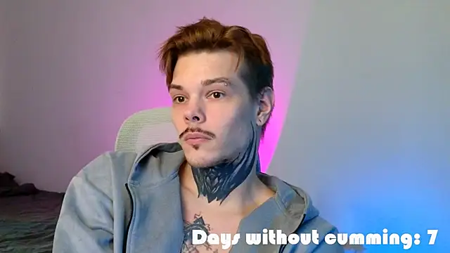 DENIS_HERE Pertunjukan Webcam