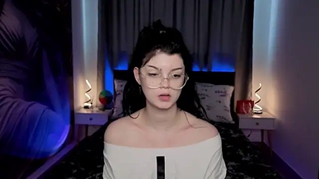 MileyRood: онлайн-секс-чат