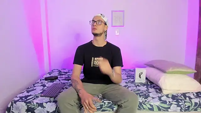 XXX chat uživo modela Vlad__night