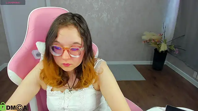 Aleks-caster's Live XXX Chat