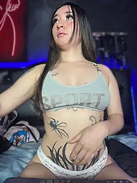 Sophie_LS Chat XXX in diretta