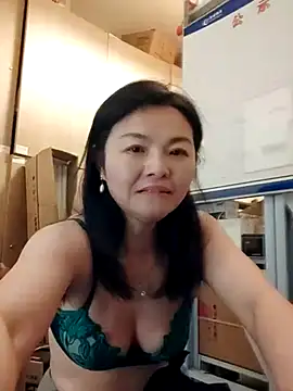 ialnuyoa_h's Live XXX Chat