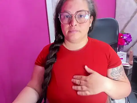 Czat XXX na żywo – Sarah_Boobs_