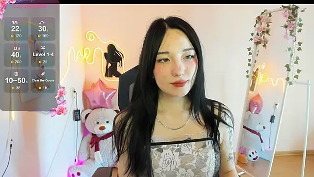 AliceeinWonderlandddのウェブカメラショー