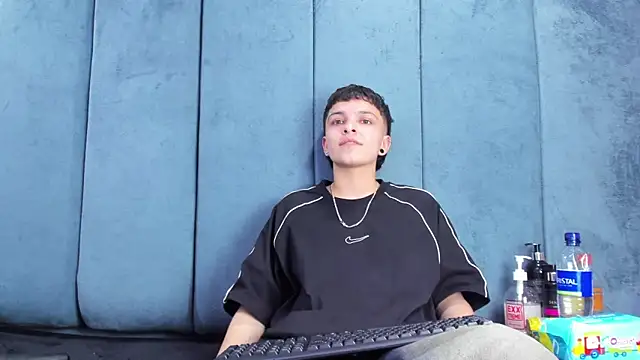 Megan_Thompson_: онлайн-секс-чат