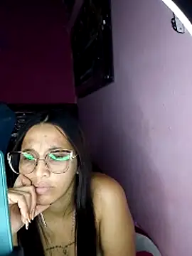 Webkamerová show bambiycerecita