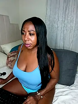 Chat XXX en directo de KendalCherN