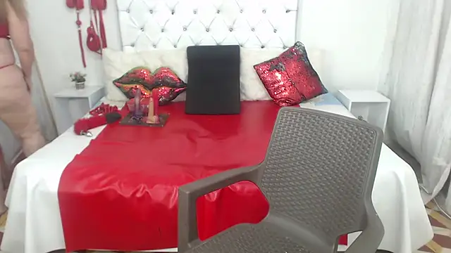 Chat XXX en directo de Sweetbigcatt