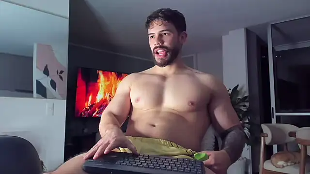 Valenthino_Salvatore Live XXX-chat