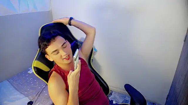 Mathias_twinkk: απευθείας συνομιλία ΧΧΧ