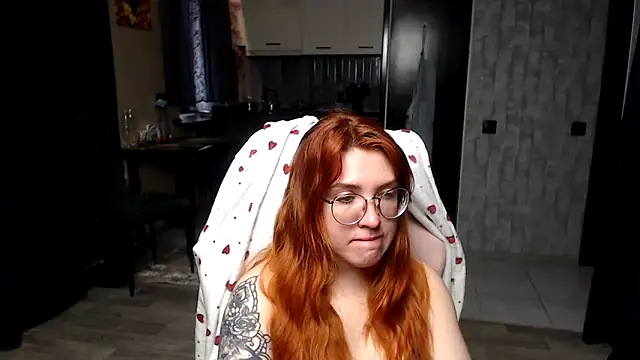 Reginasmilee Adlı Modelin Canlı XXX Sohbeti