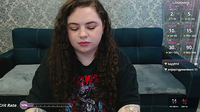 LunaRoub Adlı Modelin Canlı XXX Sohbeti