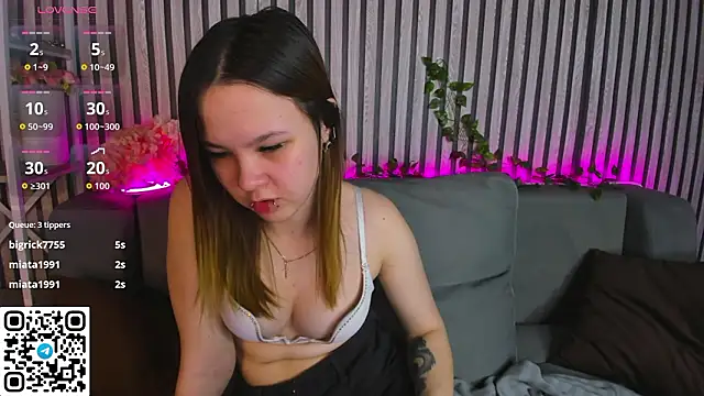 Lori_Bllossom Chat XXX in diretta