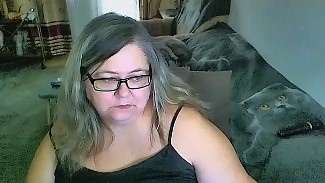 sex2 Adlı Modelin Canlı XXX Sohbeti