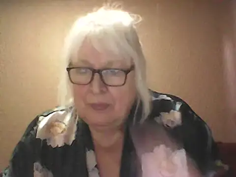 Alexia64231's Webcam Show