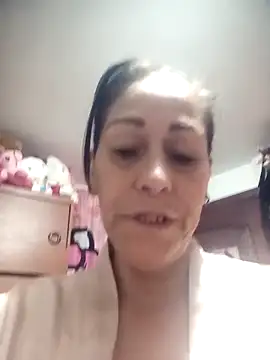 _Scarlett_Sweet 即時 XXX 聊天