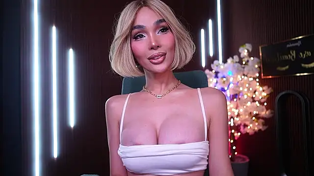 xxforyoureyesonlyxx élő XXX-chatje