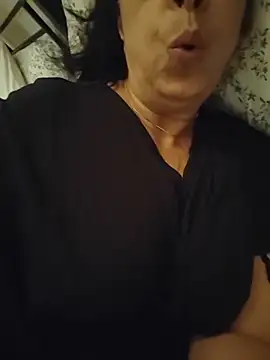 NakedMILFx live XXX chat