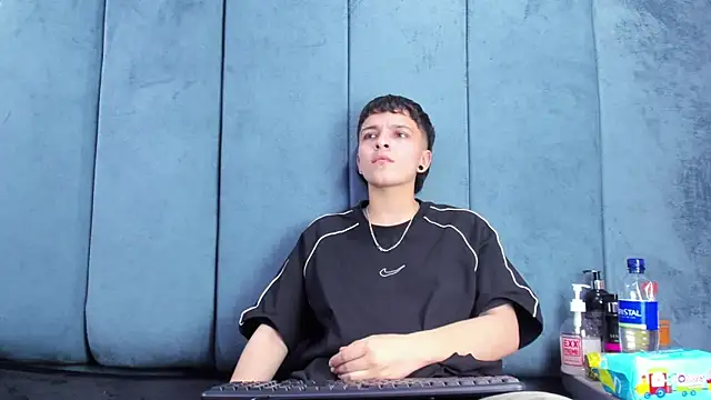 Megan_Thompson_n Live XXX chat