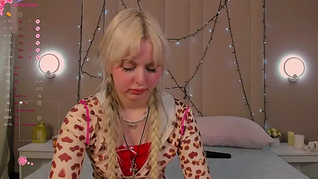 Онлайн чат XXX AdeleSilvy