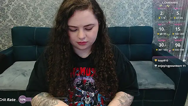 LunaRoub Chat XXX in diretta