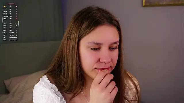 XXX chat uživo modela ShantellAngulo