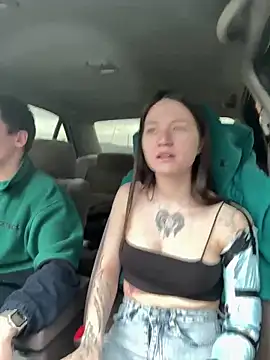 horny_milkis Chat XXX in diretta