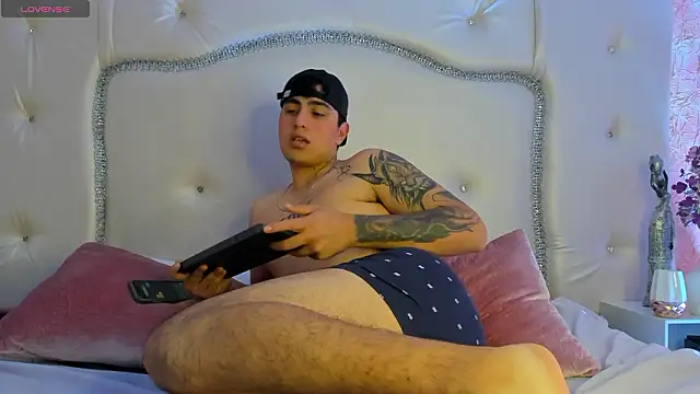 Sembang XXX Secara Langsung ThomasThundr