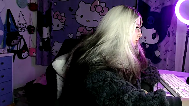 lussyevans24's Live XXX Chat