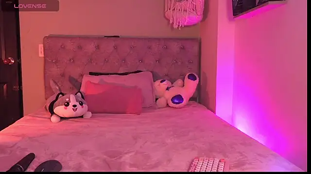 Alisha_Olsen_ Live XXX-Chat