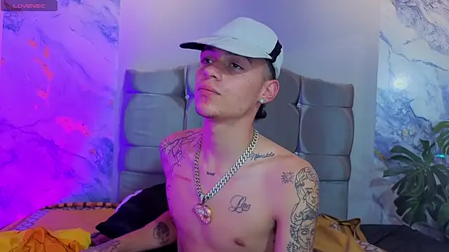 ELL_PBC ওয়েবক্যাম শো